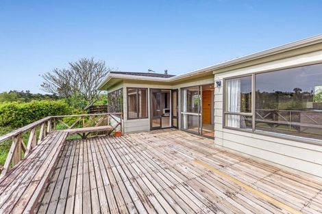 Photo of property in 114b Riversdale Drive, Merrilands, New Plymouth, 4312