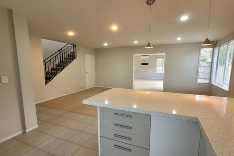 Photo of property in 35 Magma Crescent, Stonefields, Auckland, 1072