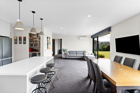 Photo of property in 14 Maple Grove, Solway, Masterton, 5810