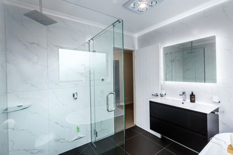 Photo of property in 6 West Street, Greytown, 5712