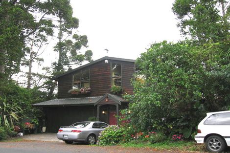 Photo of property in 35 Tanekaha Road, Titirangi, Auckland, 0604