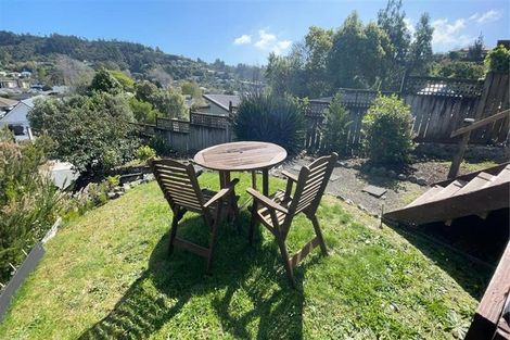 Photo of property in 2/9 Montgomery Street, Stokes Valley, Lower Hutt, 5019