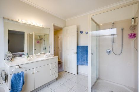 Photo of property in 14 Claridge Place, Taradale, Napier, 4112