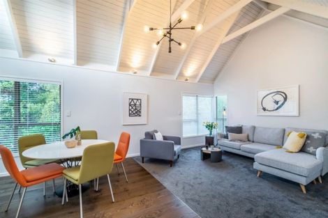 Photo of property in 27 Le Roy Terrace, Birkenhead, Auckland, 0626