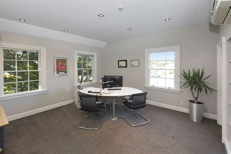 Photo of property in 52 Bealey Avenue, Christchurch Central, Christchurch, 8013