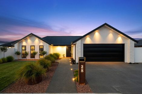 Photo of property in 28 Whitehall Drive, Springlands, Blenheim, 7201