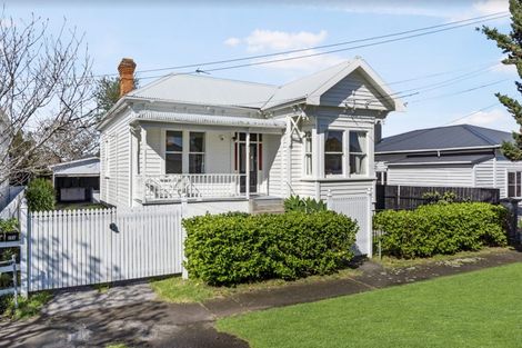 Photo of property in 28 Leslie Avenue, Sandringham, Auckland, 1025