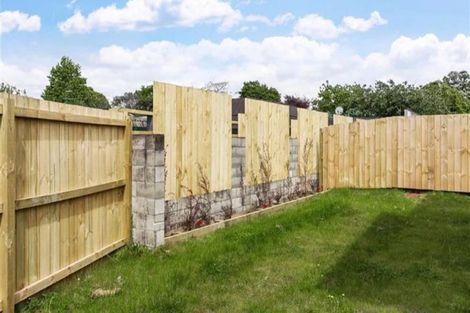 Photo of property in 1/46 Park Estate Road, Rosehill, Papakura, 2113