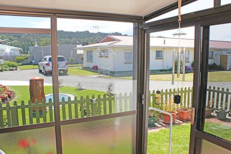 Photo of property in 27/2 Balmoral Street, Oamaru North, Oamaru, 9400