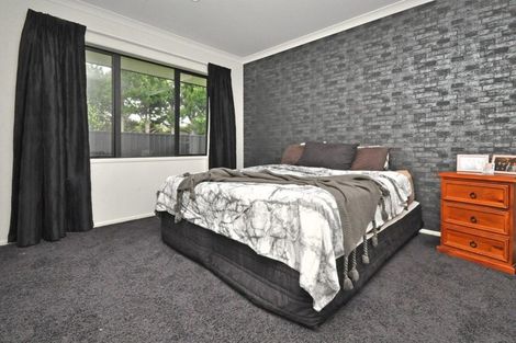 Photo of property in 18a Awhitu Road, Waiuku, 2683