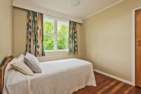 Photo of property in 17 Neeve Road, Taradale, Napier, 4112