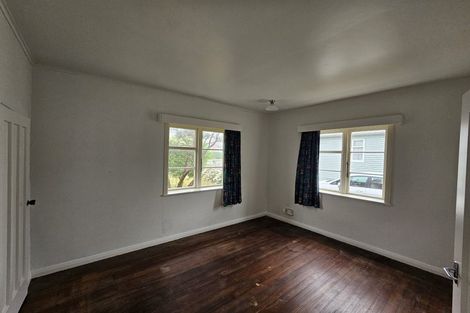 Photo of property in 10 Bould Street, Johnsonville, Wellington, 6037