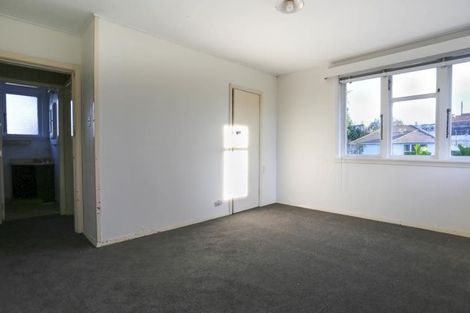 Photo of property in 28 Hillary Crescent, Upper Riccarton, Christchurch, 8041