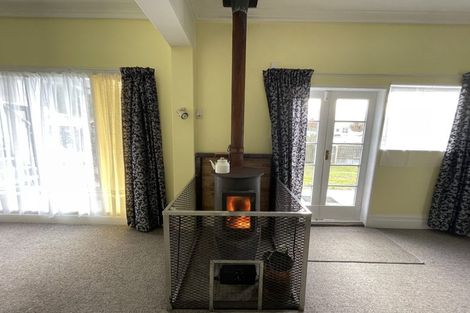 Photo of property in 6 Durham Street, Picton, 7220