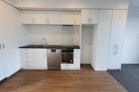 Photo of property in 2/4 Waverley Street, Sydenham, Christchurch, 8023