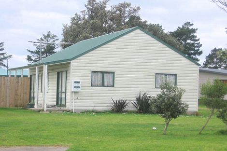 Photo of property in 410 Matarangi Drive, Matarangi, Whitianga, 3592