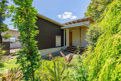 Photo of property in 37a Kotare Street, Waikanae, 5036
