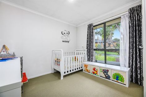 Photo of property in 4 San Domingo Rise, Henderson, Auckland, 0612