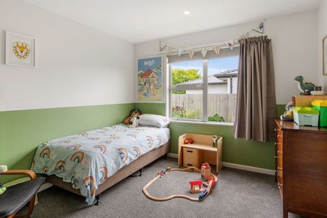 Photo of property in 5 Kingsbridge West, Burwood, Christchurch, 8083