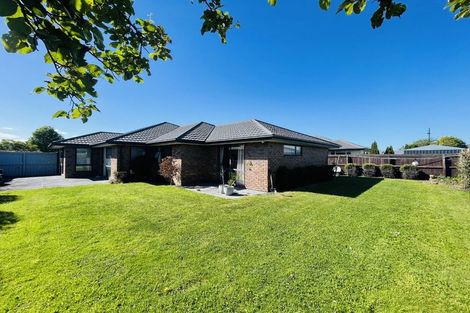 Photo of property in 3 Cunneen Place, Aidanfield, Christchurch, 8025