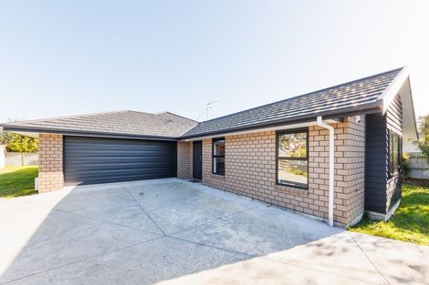 Photo of property in 26 Kimberley Grove, Westbrook, Palmerston North, 4412