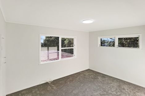 Photo of property in 3 Waitaki Street, Henderson, Auckland, 0612