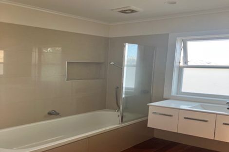 Photo of property in 40 Landscape Road, Mount Eden, Auckland, 1024