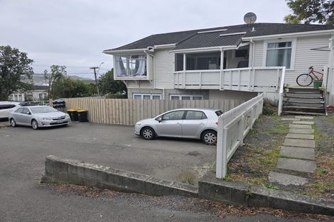 Photo of property in 80 Queens Drive, Lyall Bay, Wellington, 6022