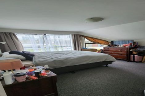 Photo of property in 35 Macdonald Crescent, Te Aro, Wellington, 6011