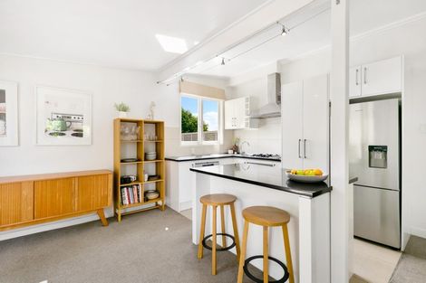 Photo of property in 20a Matipo Road, Te Atatu Peninsula, Auckland, 0610