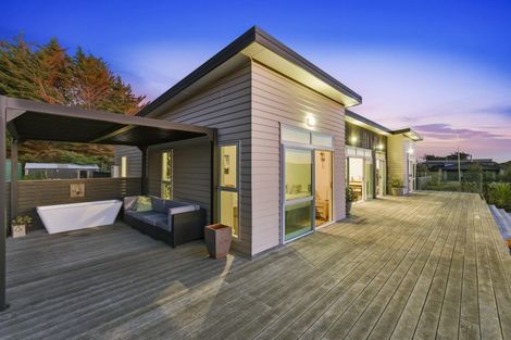 Photo of property in 246 Park Avenue, Waitarere Beach, Levin, 5510