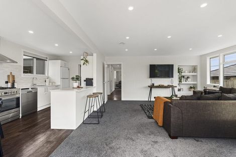 Photo of property in 63 Woodleigh Street, Frankleigh Park, New Plymouth, 4310