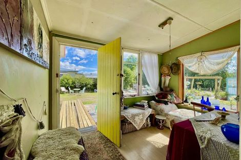 Photo of property in 6 Mary Street, Waimate, 7924