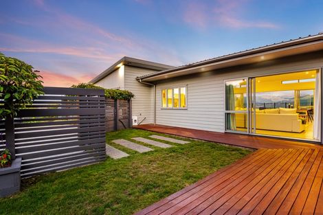 Photo of property in 136 Endeavour Drive, Whitby, Porirua, 5024