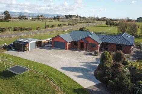 Photo of property in 339 Stoney Creek Road, Kelvin Grove, Palmerston North, 4470