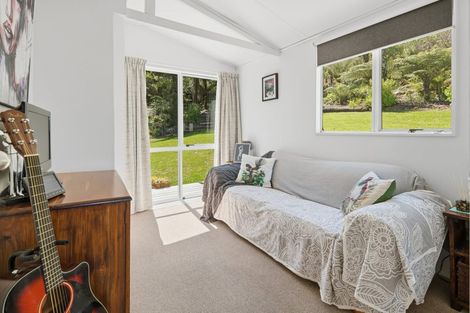 Photo of property in 7110 Kenepuru Road, Raetihi, Picton, 7282