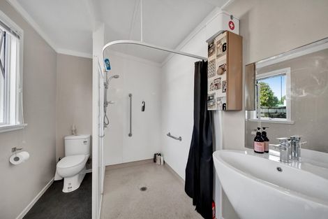 Photo of property in 3 Disraeli Street, Hawera, 4610