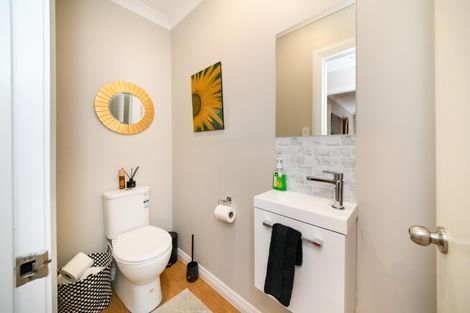 Photo of property in 71d Avenue Road, Foxton, 4814