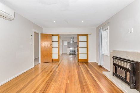 Photo of property in 21 Peel Place, Wainuiomata, Lower Hutt, 5014