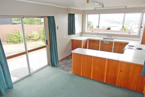 Photo of property in 16 Brinkburn Street, South Hill, Oamaru, 9400