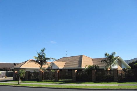 Photo of property in 170 Hill Road, Manurewa, Auckland, 2105