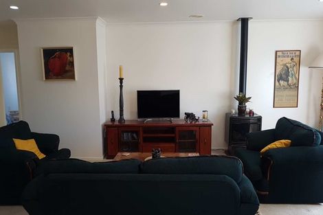 Photo of property in 7a Cloverlea Place, Pukekohe, 2120