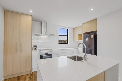 Photo of property in 11/6 Skibbereen Drive, Halswell, Christchurch, 8025