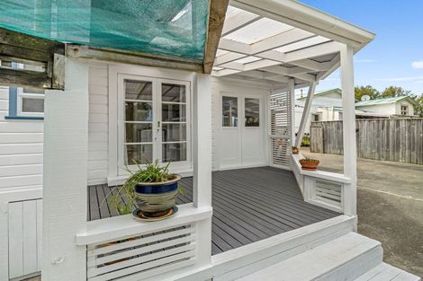 Photo of property in 3 Dustin Street, Gonville, Whanganui, 4501