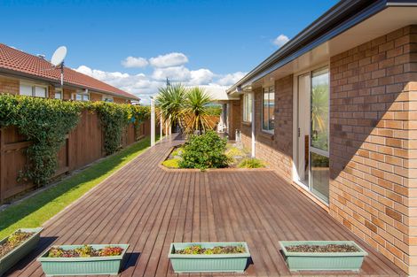 Photo of property in 17 Galloway Crescent, Pyes Pa, Tauranga, 3112