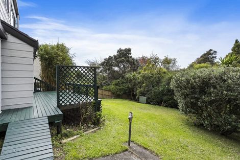 Photo of property in 8 Lynngate Place, Hillcrest, Auckland, 0627