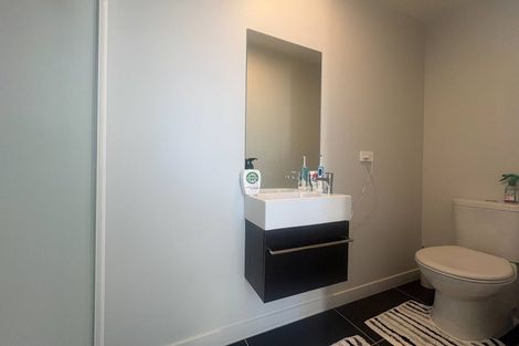 Photo of property in 10/2 Stone Street, Miramar, Wellington, 6022