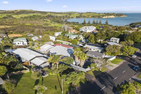 Photo of property in 12 Everard Avenue, Army Bay, Whangaparaoa, 0930