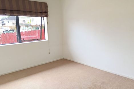 Photo of property in 1/94 Archers Road, Glenfield, Auckland, 0629