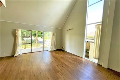 Photo of property in 55 Kindergarten Drive, Conifer Grove, Takanini, 2112